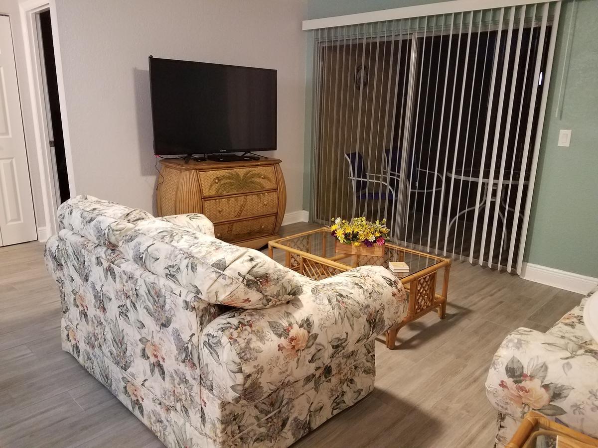 2Br/1Ba Vacation Rental - Sienna Park Sarasota Exteriör bild