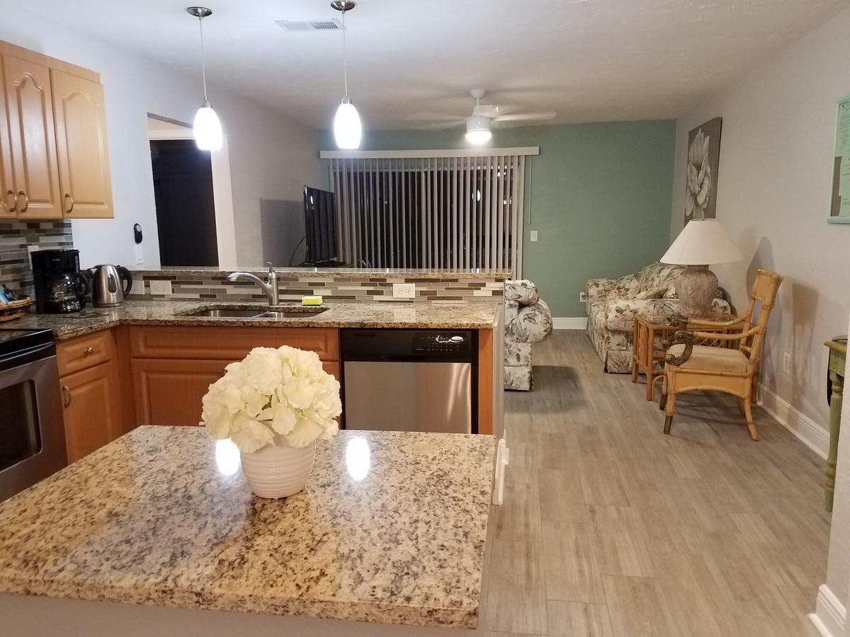 2Br/1Ba Vacation Rental - Sienna Park Sarasota Exteriör bild